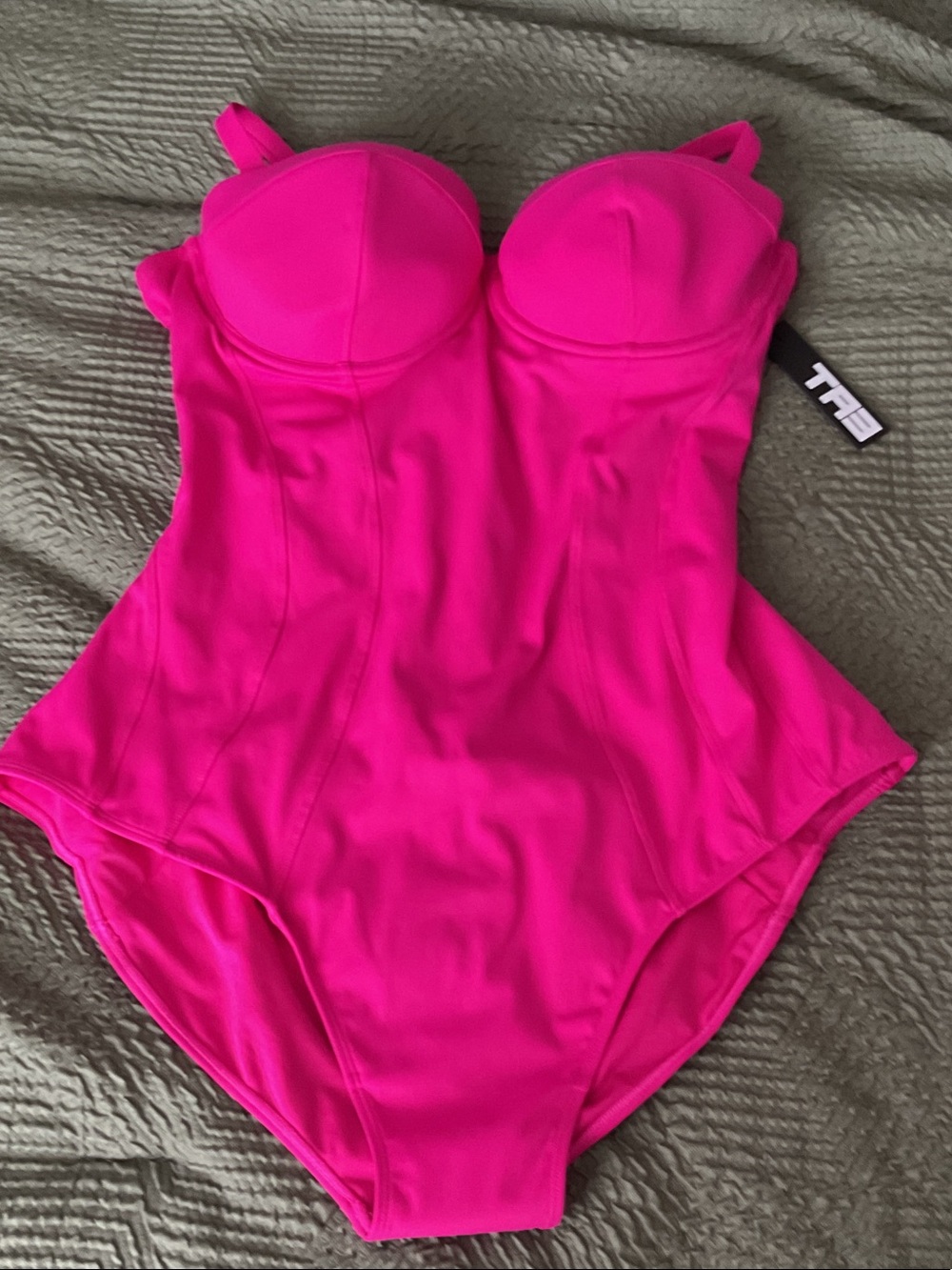 TA3 Fuschia/pink Piece Bustier Swimsuit
Pushy 3X reg/long- B/C NWT/returns